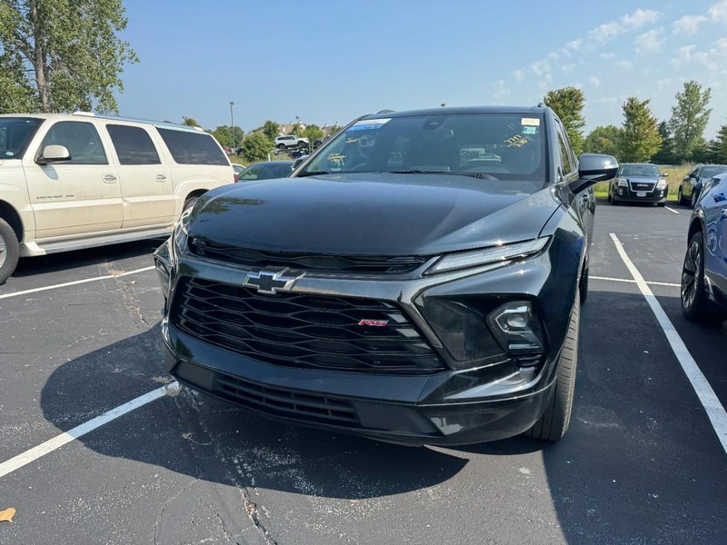 Chevrolet Blazer Vehicle Full-screen Gallery Image 04