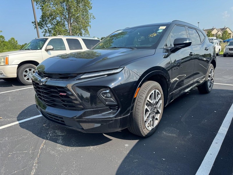 Chevrolet Blazer Vehicle Full-screen Gallery Image 05