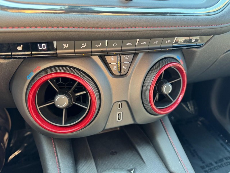 Chevrolet Blazer Vehicle Image 18