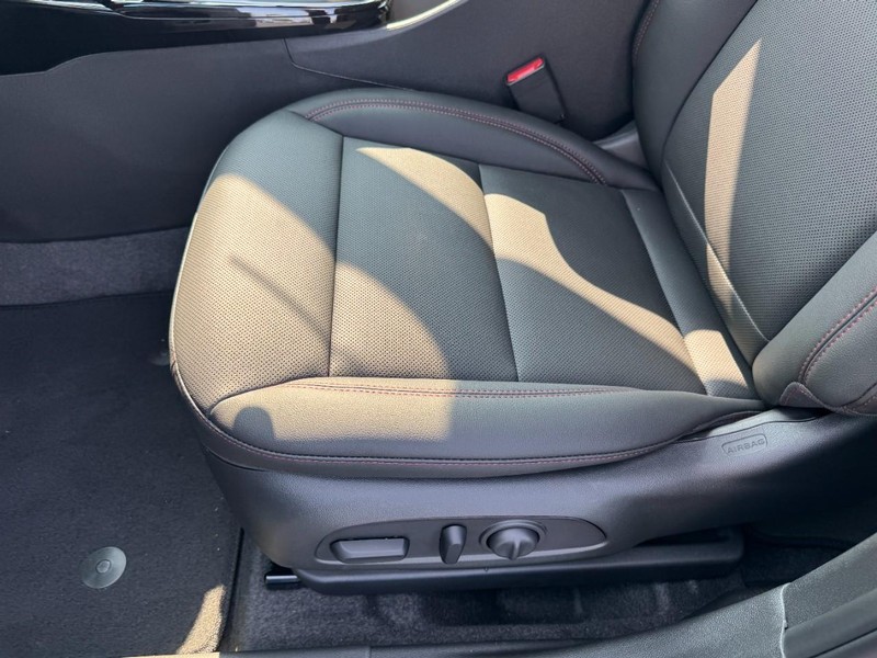 Chevrolet Trax Vehicle Image 09