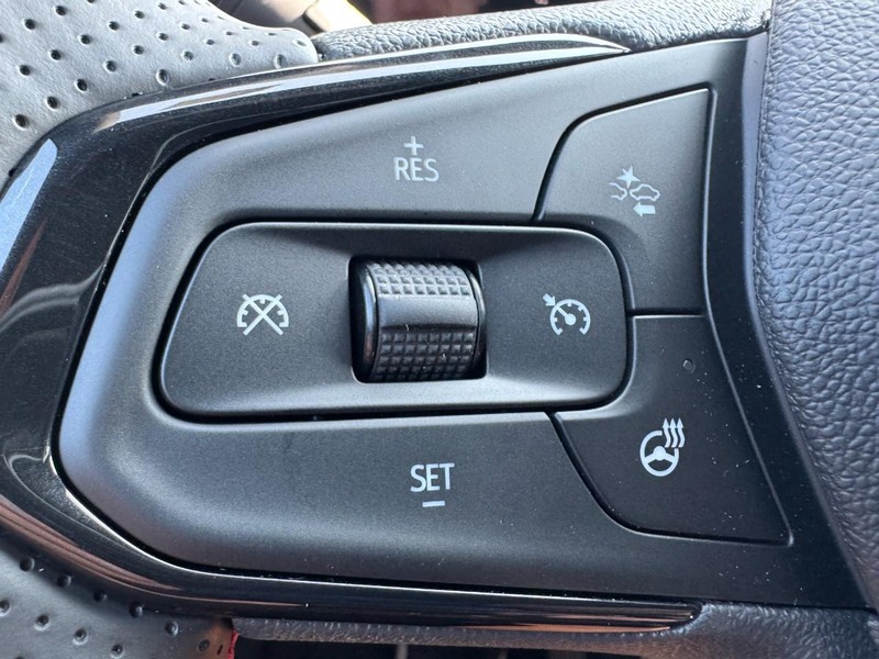 Chevrolet Trax Vehicle Image 11
