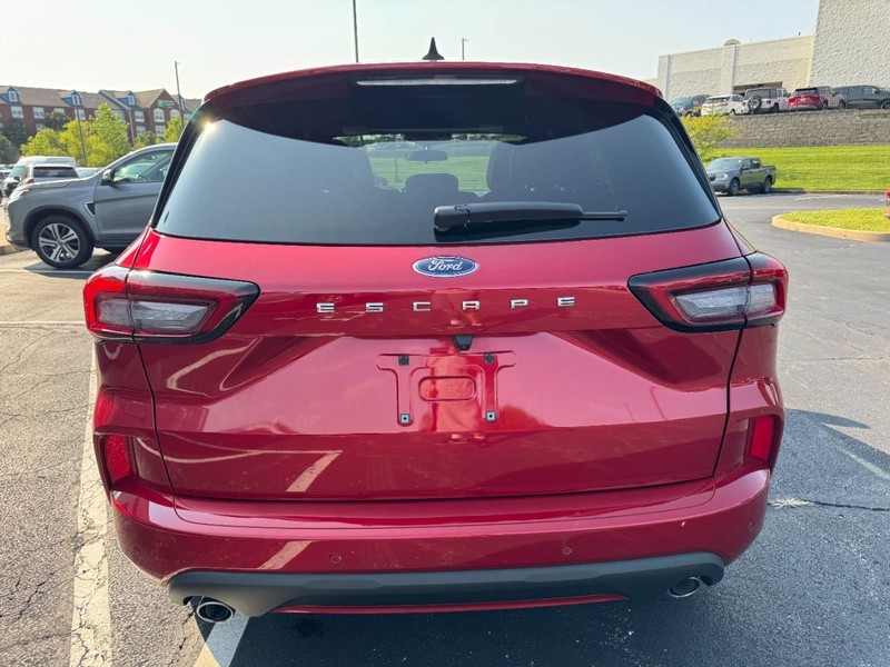 Ford Escape Vehicle Image 04