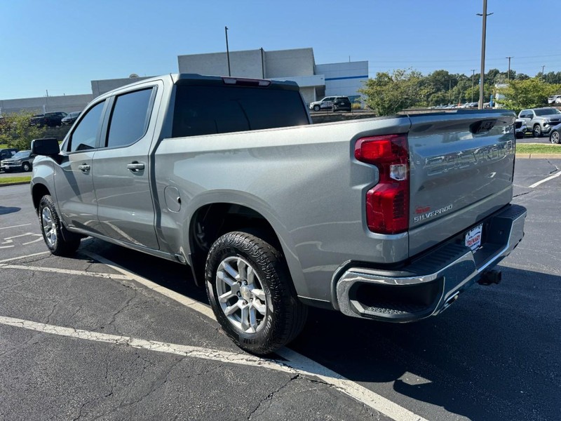 Chevrolet Silverado 1500 Vehicle Image 05