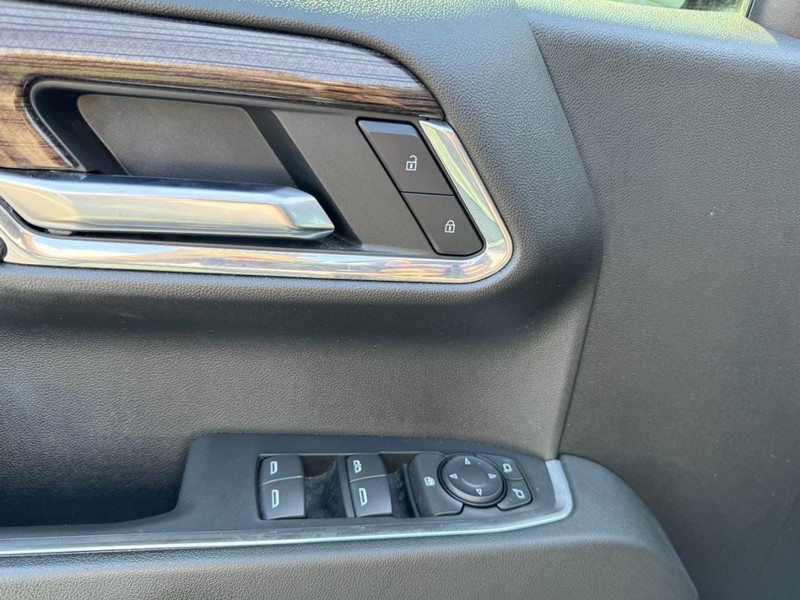 Chevrolet Silverado 1500 Vehicle Image 15
