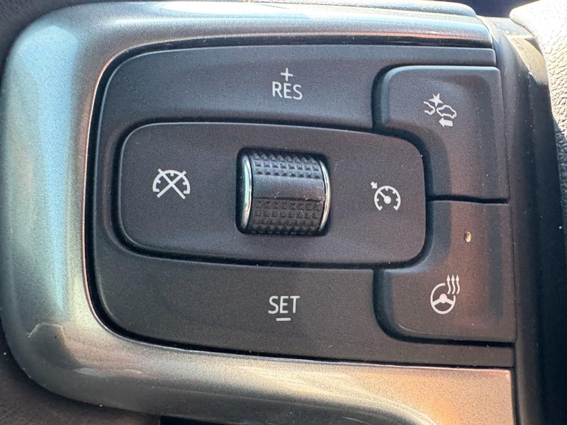 Chevrolet Silverado 1500 Vehicle Image 17