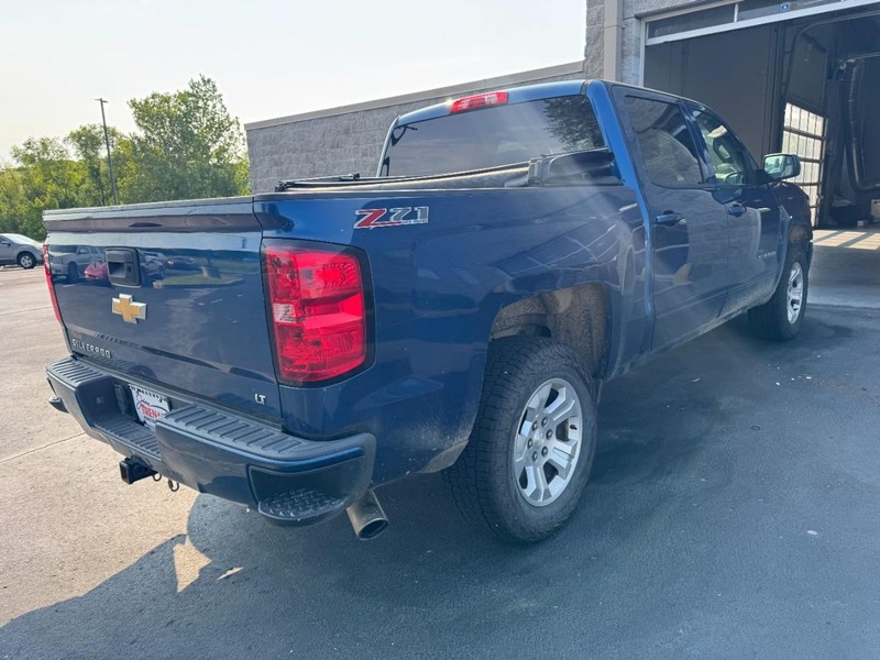 Chevrolet Silverado 1500 Vehicle Image 03