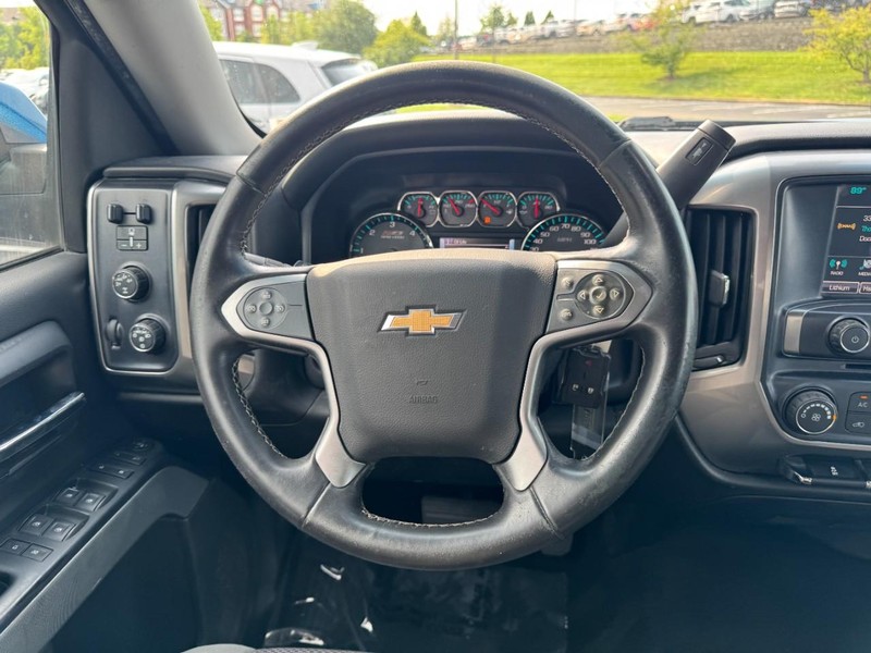 Chevrolet Silverado 1500 Vehicle Image 12