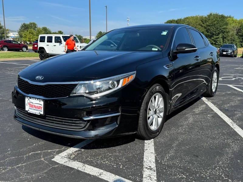 Kia Optima Vehicle Image 08