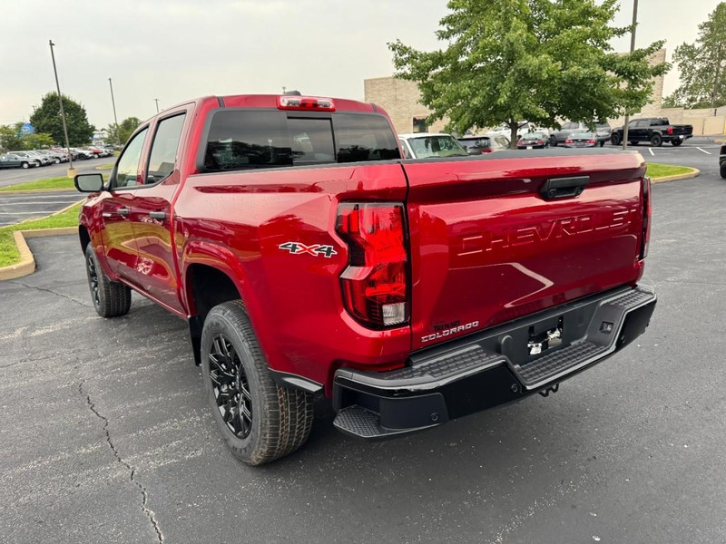 Chevrolet Colorado Vehicle Image 05