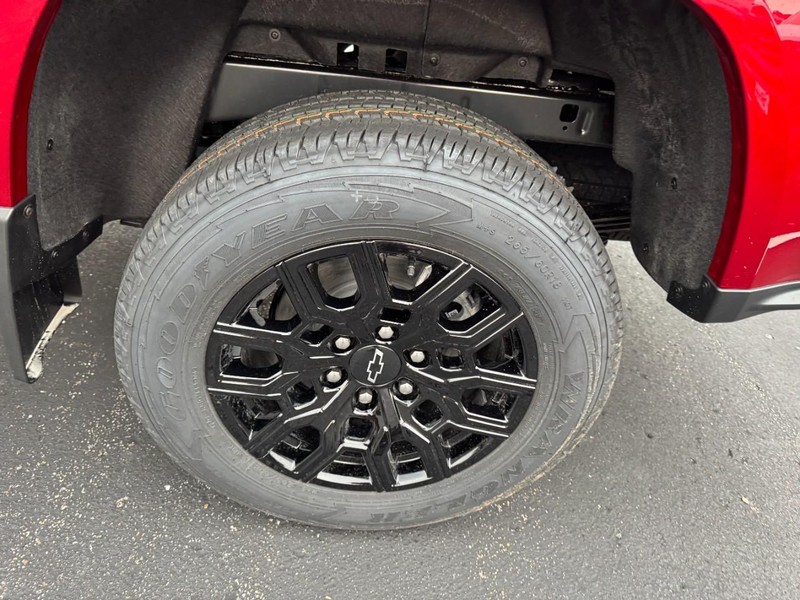 Chevrolet Colorado Vehicle Image 06