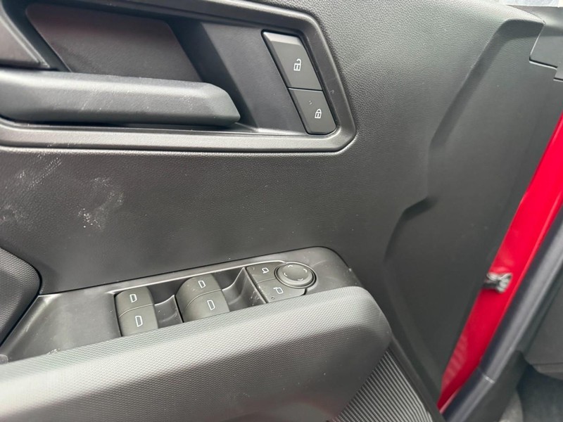 Chevrolet Colorado Vehicle Image 09
