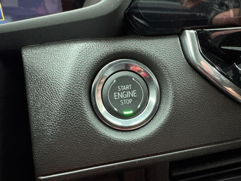 Chevrolet Colorado Vehicle Image 17