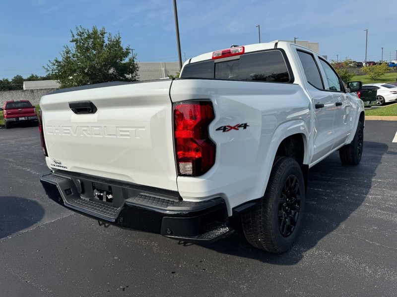 Chevrolet Colorado Vehicle Image 03