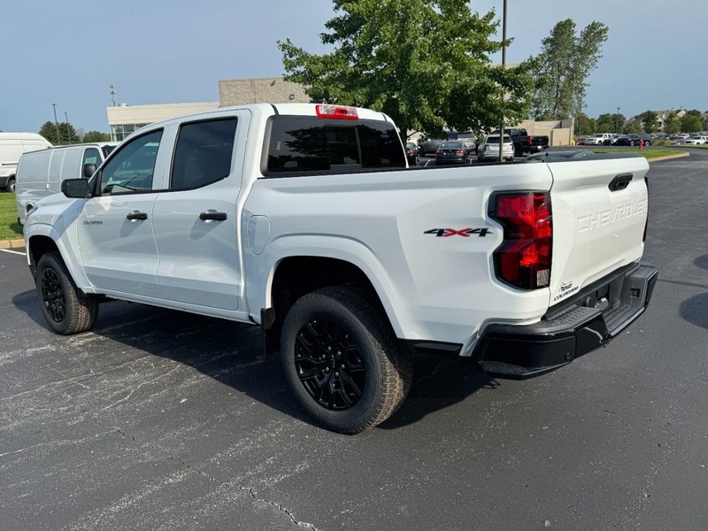 Chevrolet Colorado Vehicle Image 05