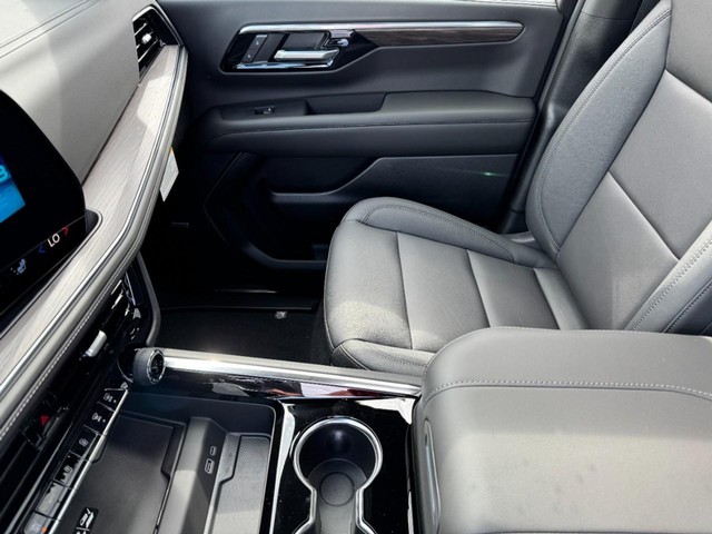 2026 Chevrolet Tahoe LT - Photo 8
