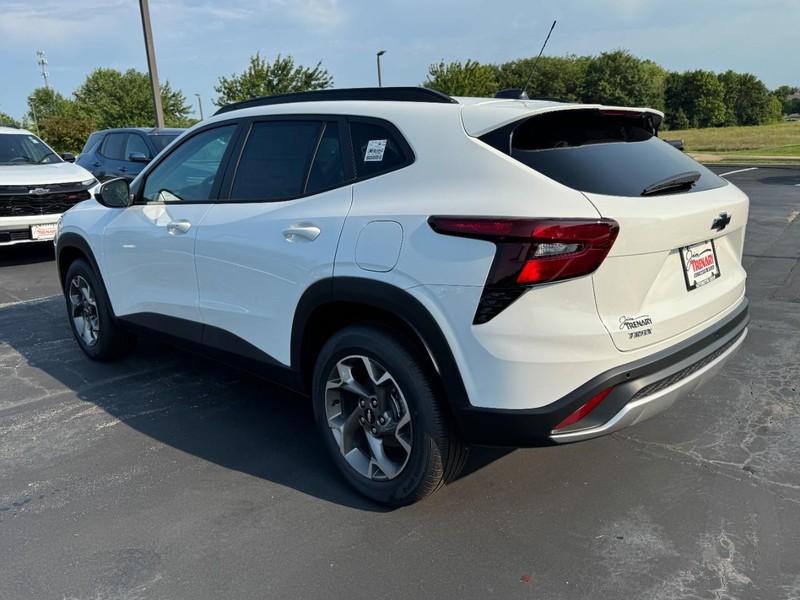 Chevrolet Trax Vehicle Image 05