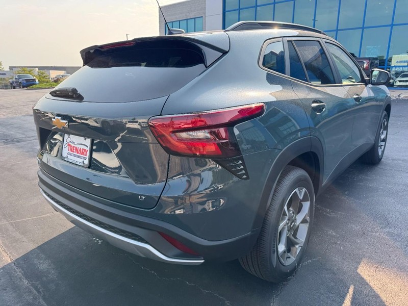 Chevrolet Trax Vehicle Image 03