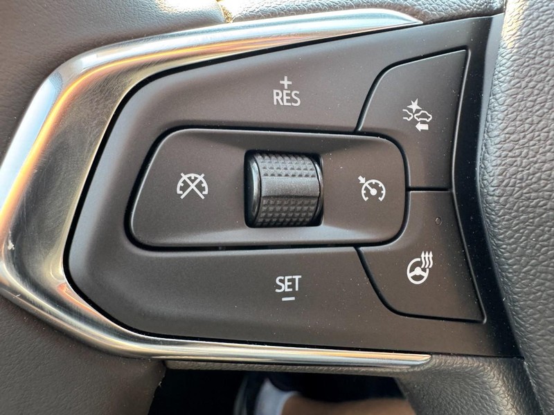 Chevrolet Trax Vehicle Image 12
