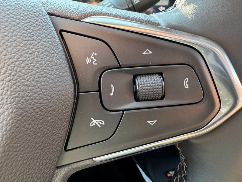 Chevrolet Trax Vehicle Image 13