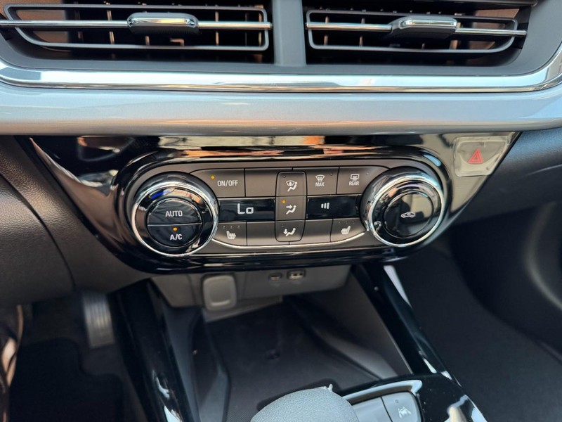 Chevrolet Trax Vehicle Image 14