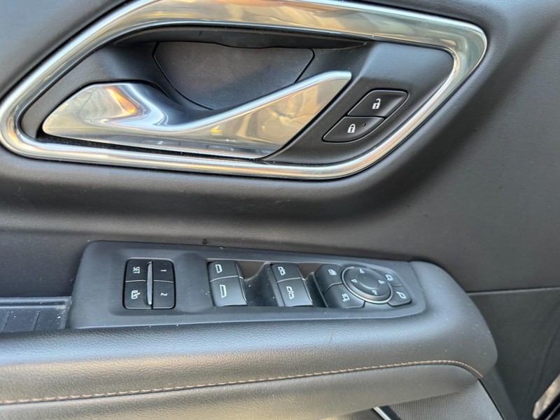 Chevrolet Tahoe Vehicle Image 17