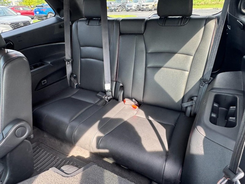 Honda Pilot Vehicle Image 13