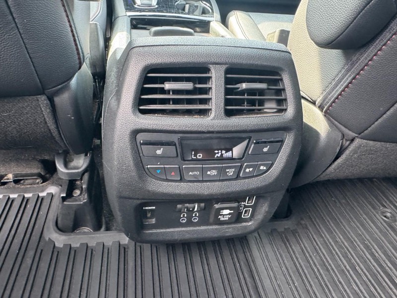 Honda Pilot Vehicle Image 14