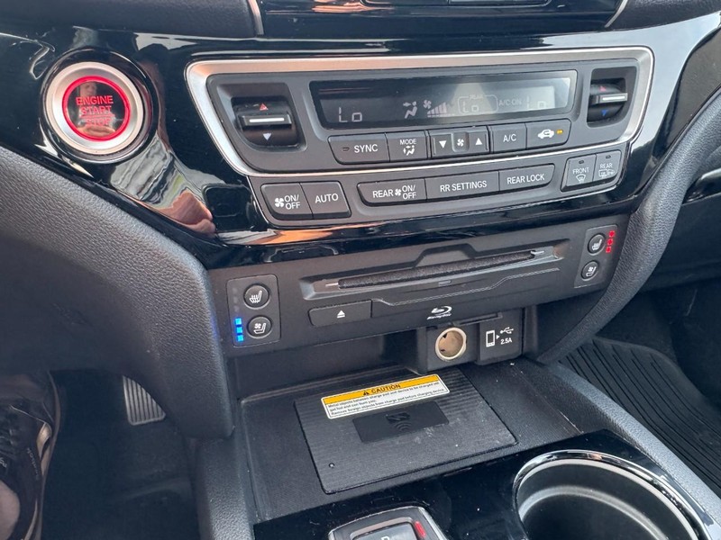 Honda Pilot Vehicle Image 22