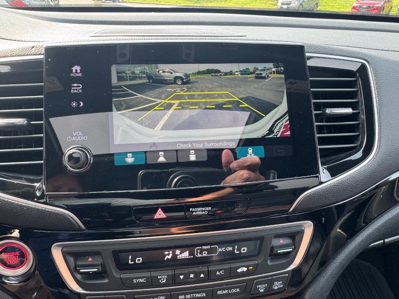 Honda Pilot Vehicle Image 25