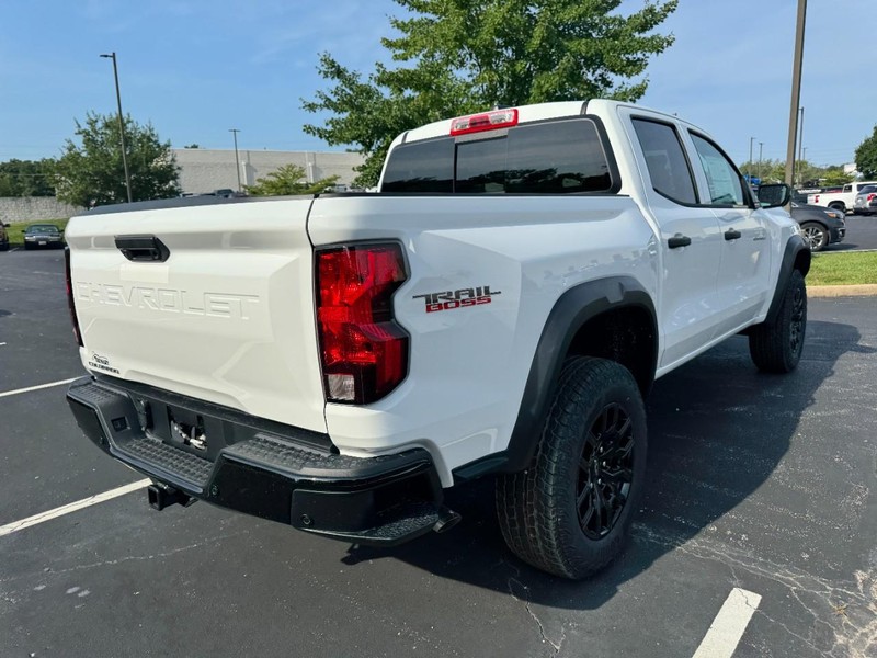 Chevrolet Colorado Vehicle Image 03