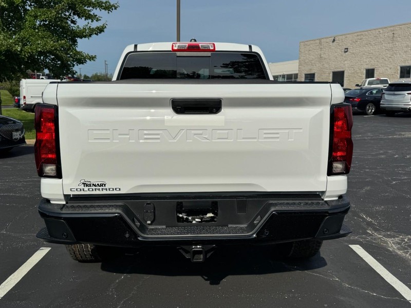 Chevrolet Colorado Vehicle Image 04