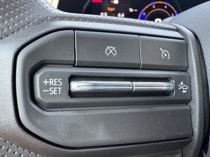 Chevrolet Colorado Vehicle Image 10