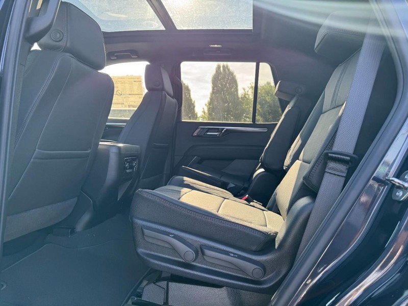 Chevrolet Tahoe Vehicle Image 07