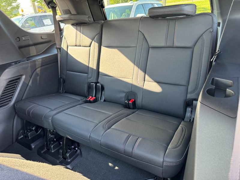 Chevrolet Tahoe Vehicle Image 09