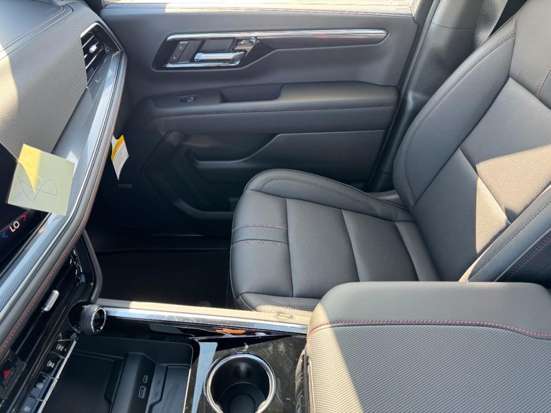 Chevrolet Tahoe Vehicle Image 10