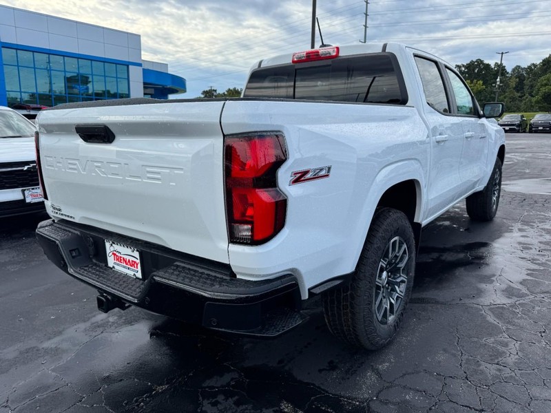 Chevrolet Colorado Vehicle Image 03