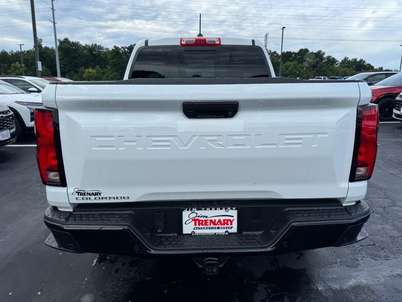Chevrolet Colorado Vehicle Image 04