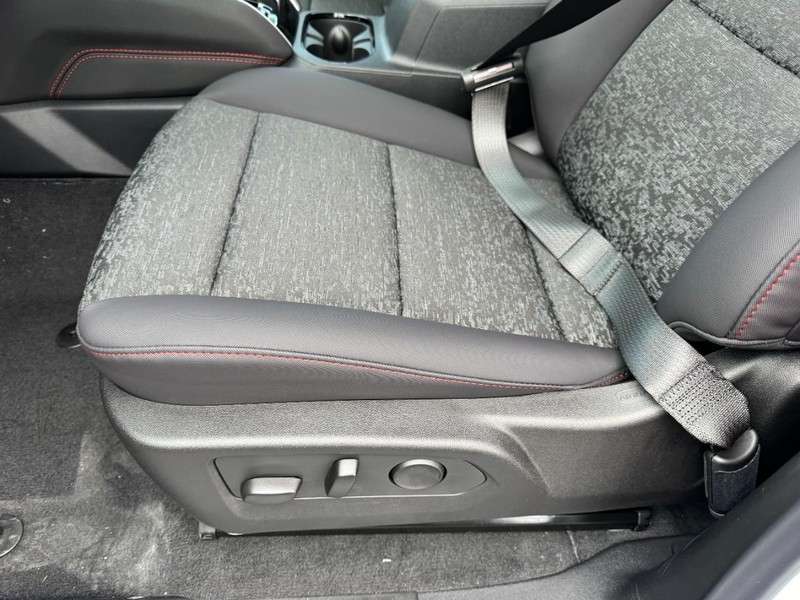 Chevrolet Colorado Vehicle Image 10
