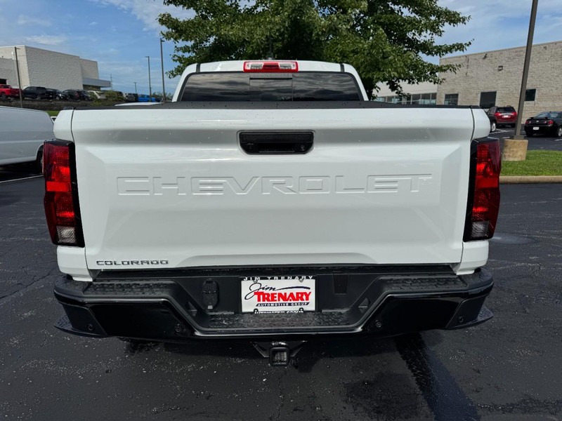 Chevrolet Colorado Vehicle Image 04
