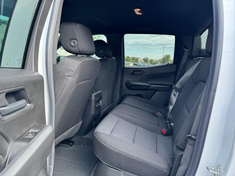 Chevrolet Colorado Vehicle Image 08