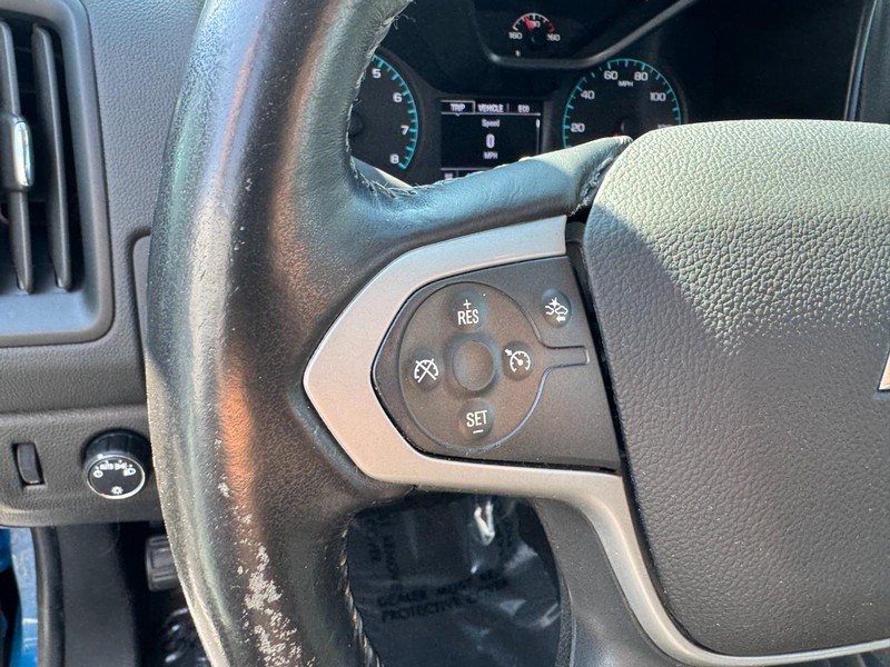 Chevrolet Colorado Vehicle Full-screen Gallery Image 17