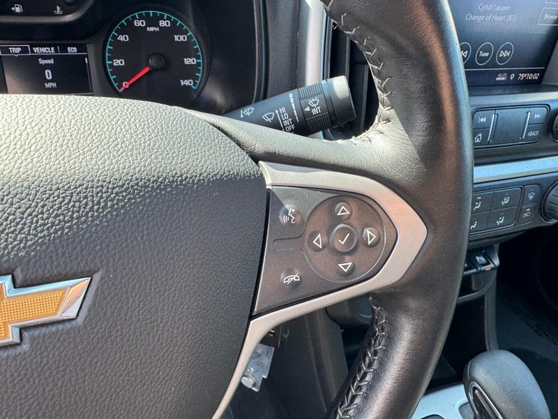 Chevrolet Colorado Vehicle Full-screen Gallery Image 18
