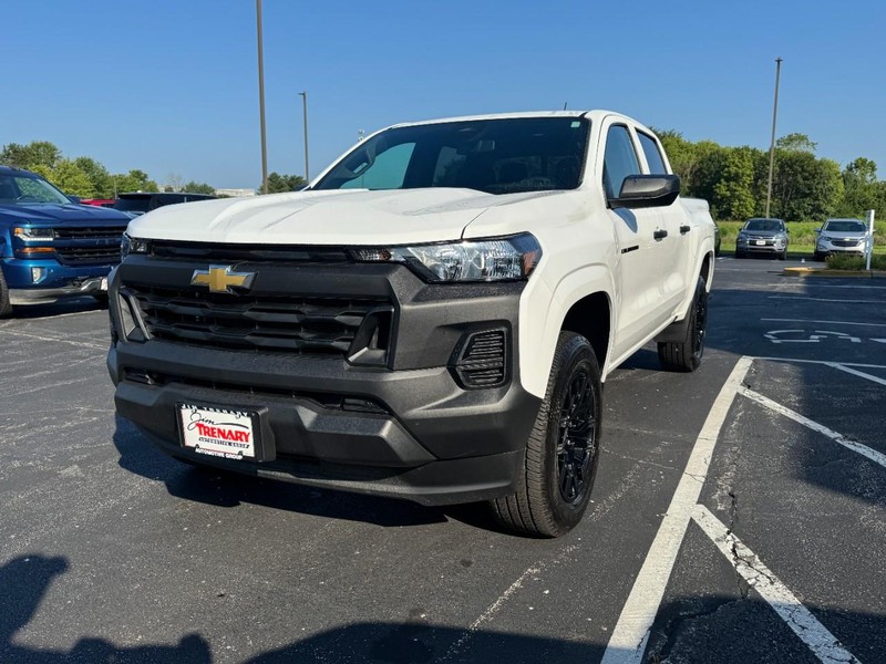 Chevrolet Colorado Vehicle Full-screen Gallery Image 08
