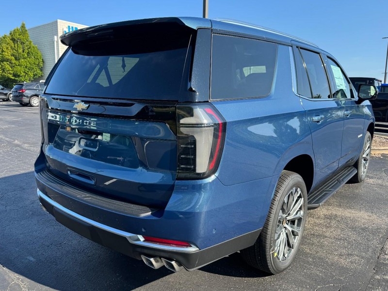 Chevrolet Tahoe Vehicle Image 03