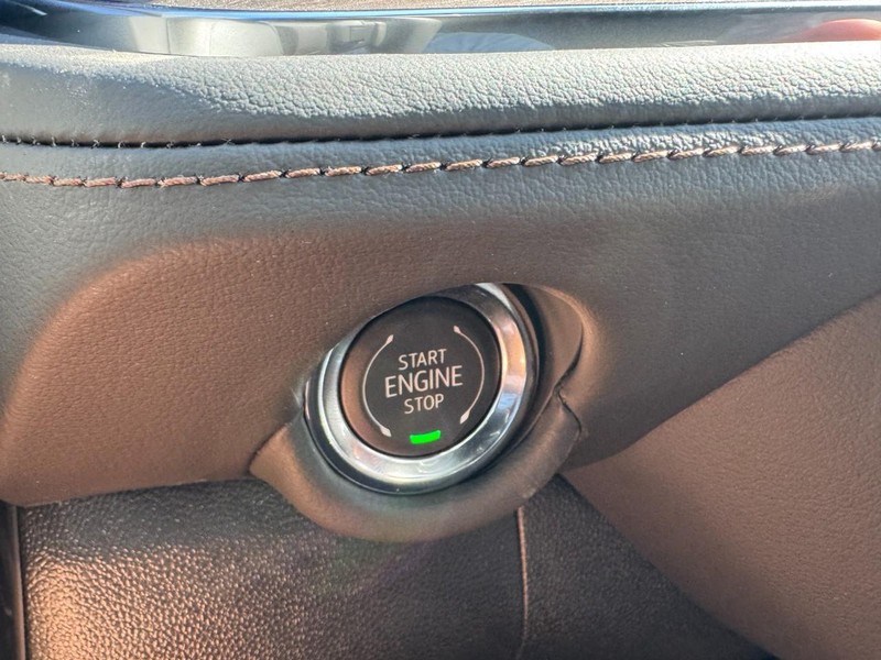 Chevrolet Tahoe Vehicle Image 17