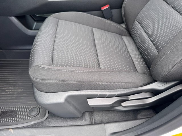 2027 Chevrolet Equinox LT - Photo 8