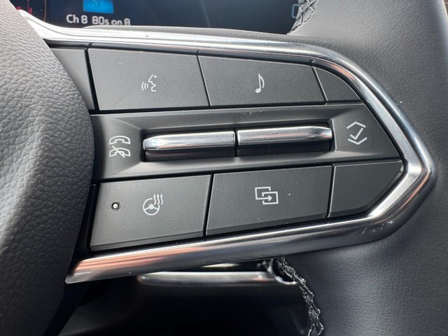 2027 Chevrolet Equinox LT - Photo 11