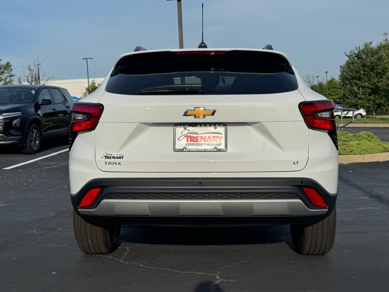Chevrolet Trax Vehicle Image 04
