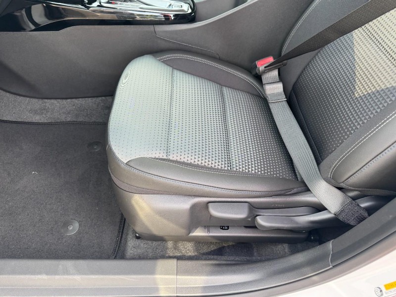 Chevrolet Trax Vehicle Image 09