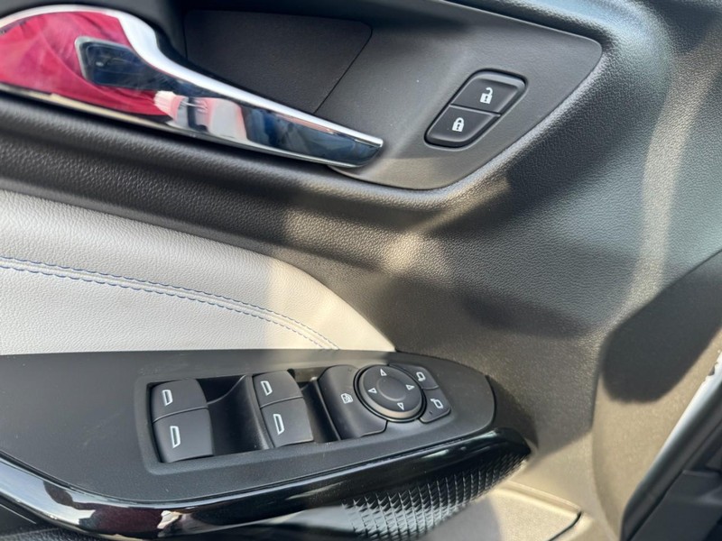 Chevrolet Trax Vehicle Image 10